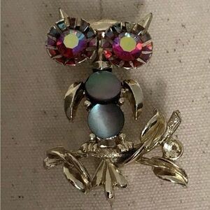 Vintage Owl Pin